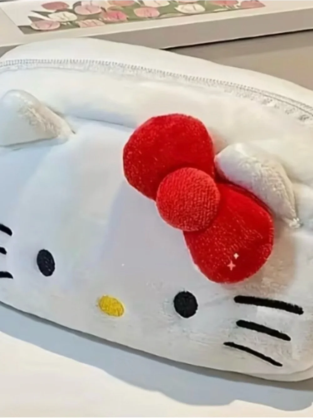 Hello Kitty Kids Plush Cartoon Face Make Up/p Pencil Case - White with Red Bow